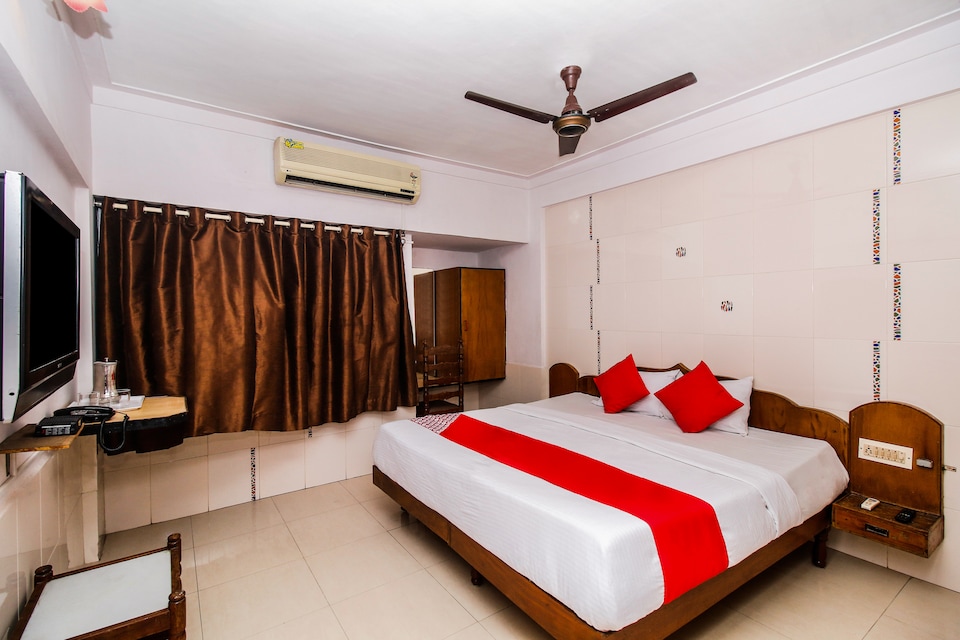 OYO 33399 Hotel Alwin, Thoothukudi City center, Tuticorin
