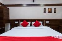 Hotel O Paras