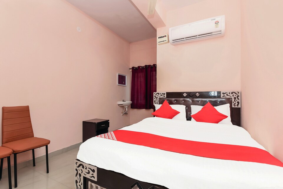OYO 33408 Hotel Golden Inn, Shamshabad-II, Hyderabad