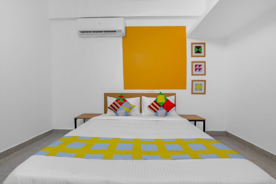 OYO 33417 Compact Stay Near Jntu, Kukatpally, Hyderabad