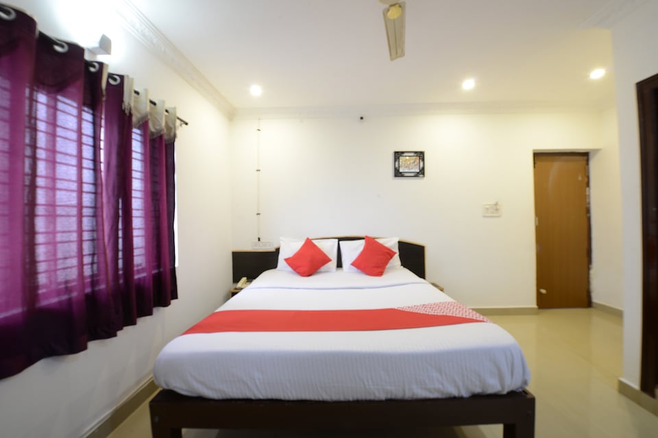 OYO 33422 Sri Adarsha Homestay, Mysore Outer, Mysore