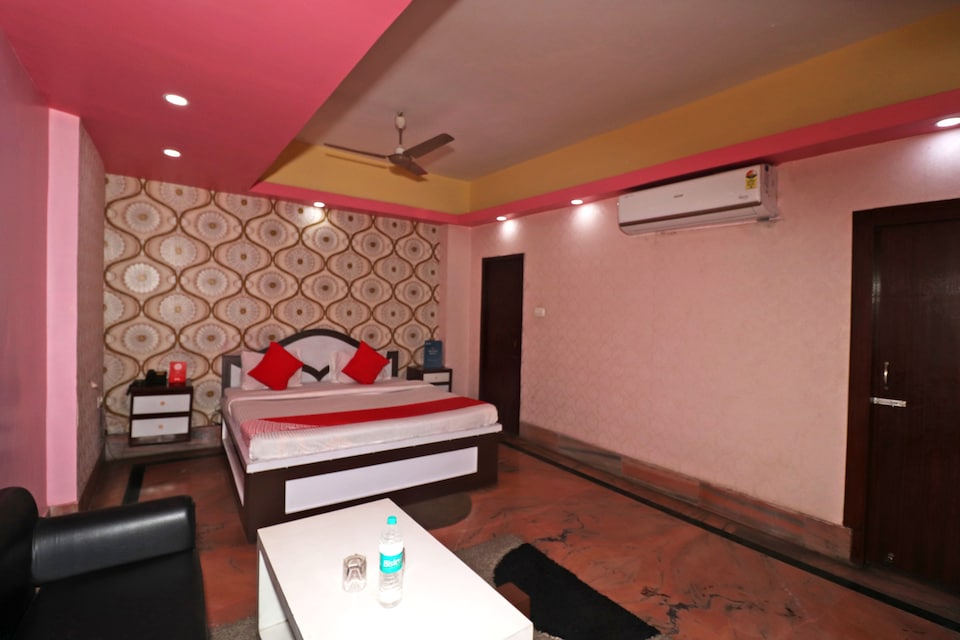 OYO 33444 Hotel Rudra, Berhampore, Berhampore