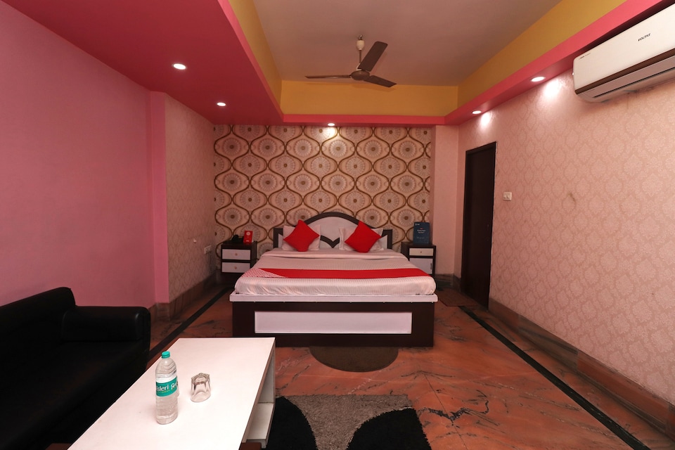 OYO 33444 Hotel Rudra, Berhampore, Berhampore