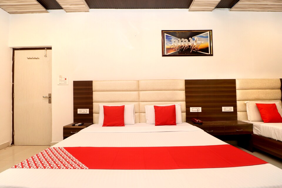 OYO Flagship 33446 Amritsar Bus Stand, Golden Temple Road Amritsar, Amritsar