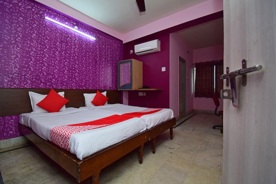 OYO 33453 Hotel Regal International, Asansol, Asansol