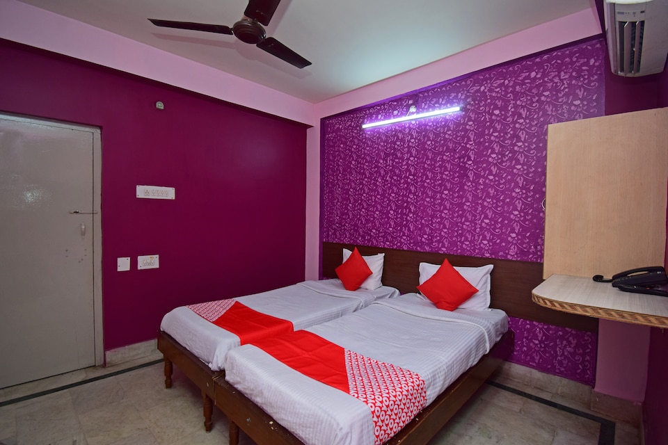 OYO 33453 Hotel Regal International, Asansol, Asansol