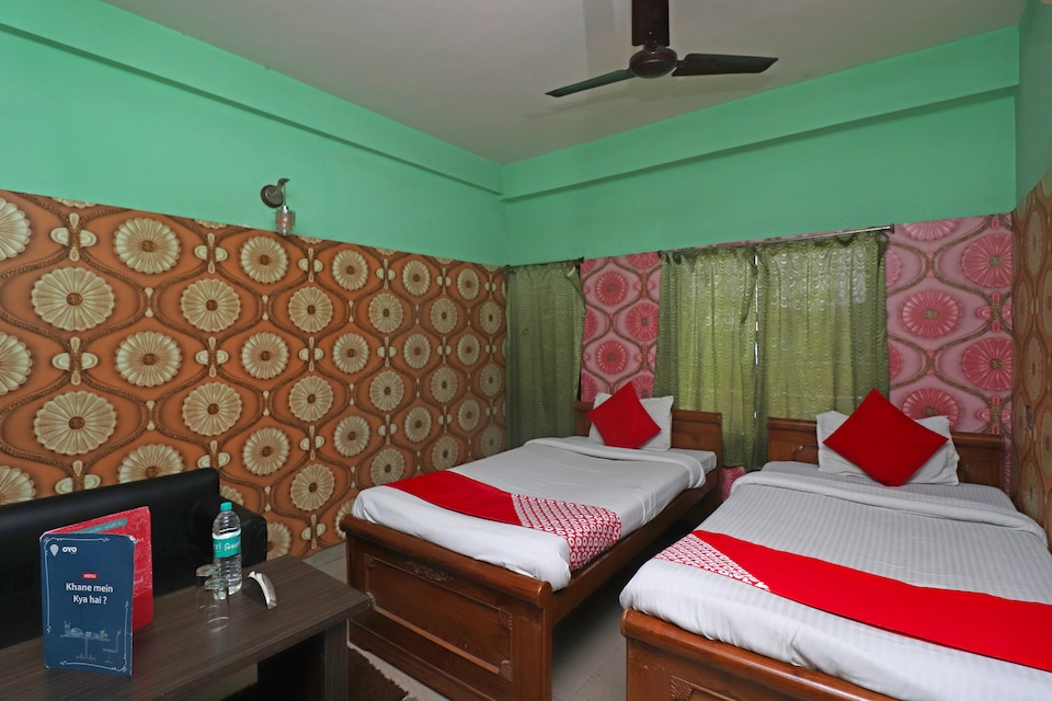 OYO 33455 Hotel Shivam, Berhampore, Berhampore
