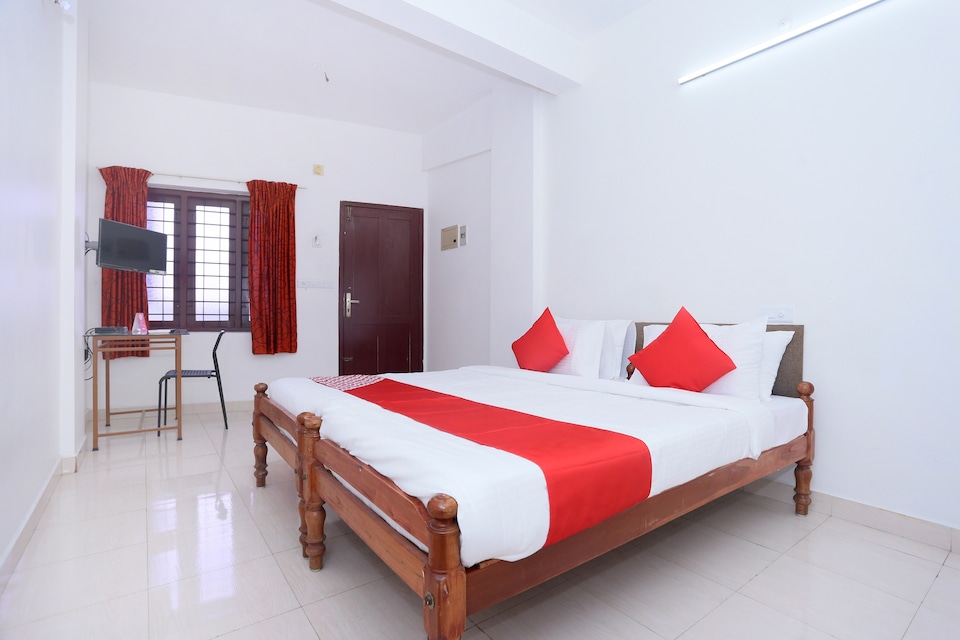 LIVE AS ERK010, Vazhakala Kochi, Kochi