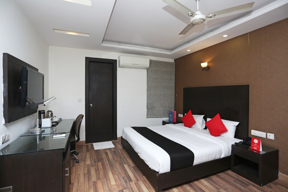 Capital O 33467 Hotel Inderlok Ananta, Bhiwadi, Bhiwadi