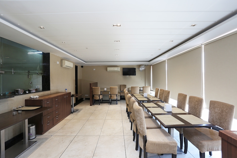 Capital O 33467 Hotel Inderlok Ananta, Bhiwadi, Bhiwadi