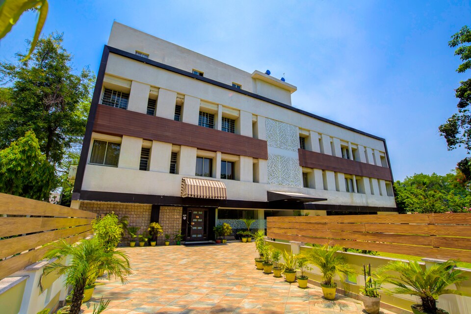 Capital O 35367 Hotel West Inn, Bus Stand Bokaro, Bokaro