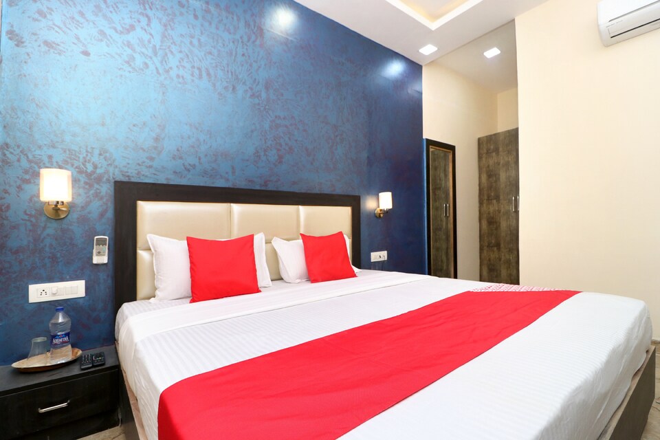 OYO 35399 Hotel Tricity Square, Zirakpur, Zirakpur