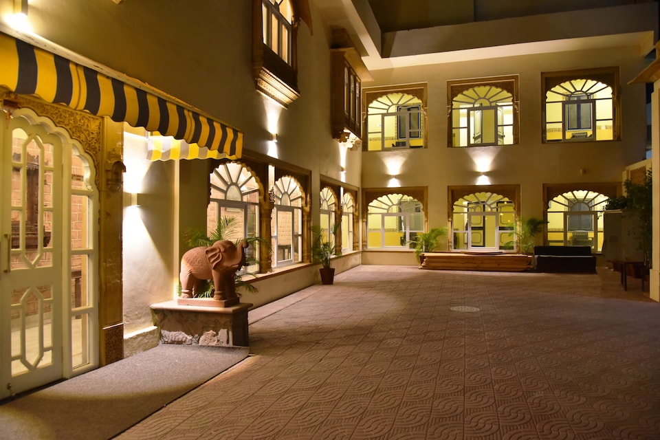 Capital O 35409 Hotel Megh Niwas, Jodhpur, Jodhpur