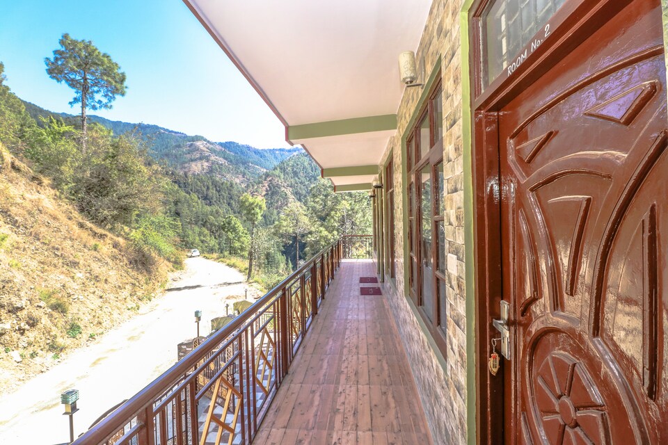 OYO Home 35412 Moon Light Stay Talai, Kufri-Faghu-Theog, Shimla