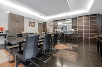 Townhouse Oak near Losari Beach formerly Lynt Hotel Makassar