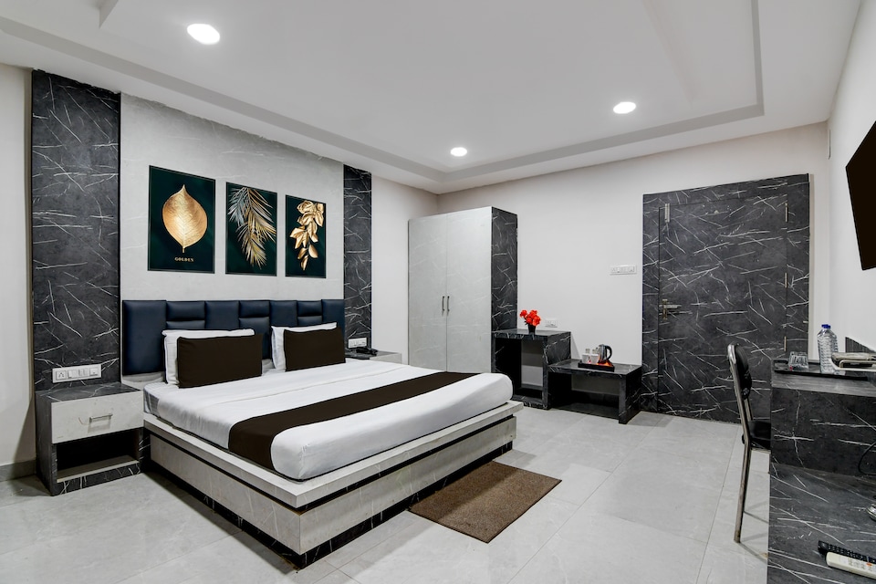 Collection O Mahatma Gandhi Stadium Odisha Formerly Hotel Nirmalya, Behrampur, Behrampur