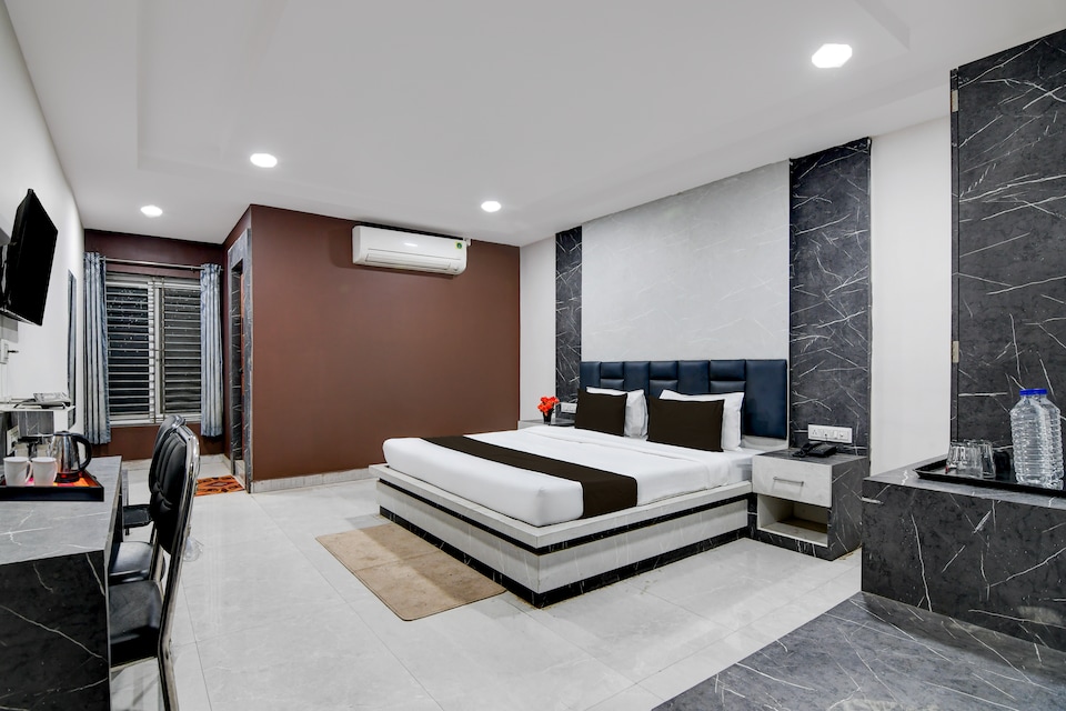 Collection O Mahatma Gandhi Stadium Odisha Formerly Hotel Nirmalya, Behrampur, बेहरामपुर