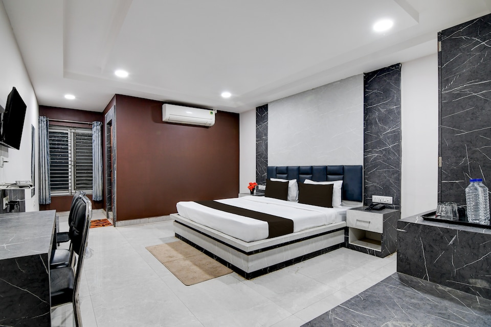 Collection O Mahatma Gandhi Stadium Odisha Formerly Hotel Nirmalya, Behrampur, बेहरामपुर