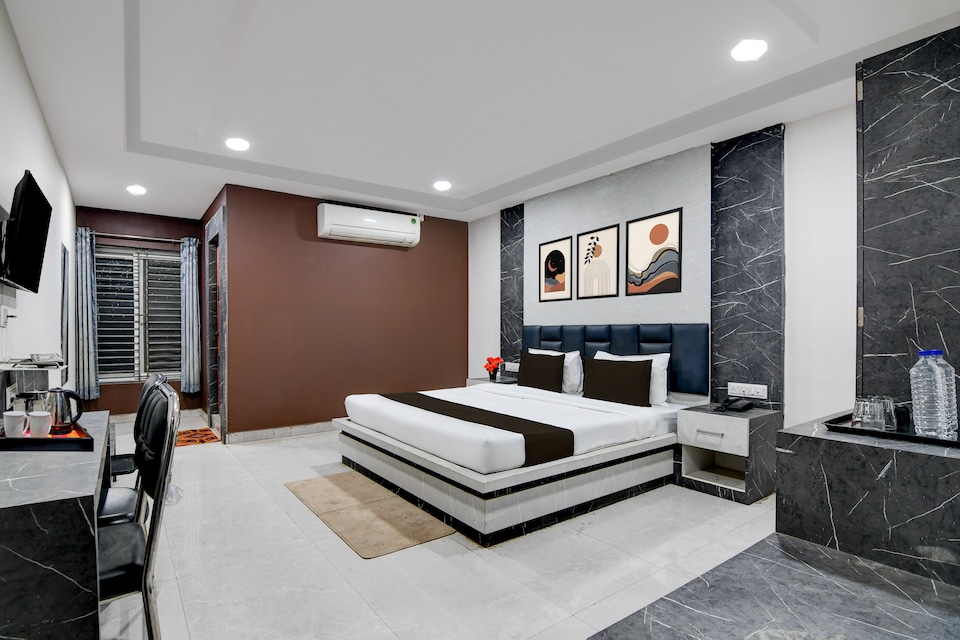 Collection O Mahatma Gandhi Stadium Odisha Formerly Hotel Nirmalya, Behrampur, Behrampur