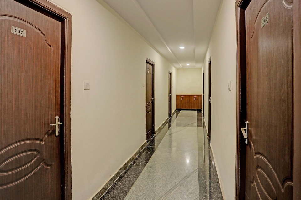 Hotel O Shiridi Residency , Abids-Nampally, Hyderabad