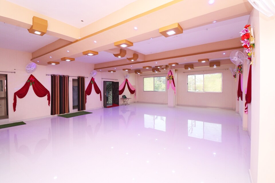 OYO 35469 G M Forum ECO, Shuklaganj Kanpur, Kanpur