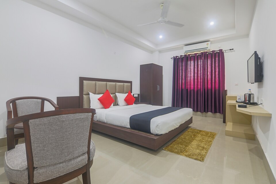 Capital O 35475 Hotel Hillton Blue, Tinsukia, Tinsukia