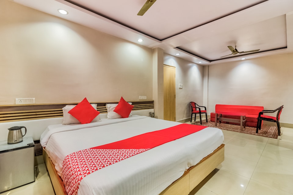 Capital O 35491 Hotel Aryan International, Bus Stand Bokaro, Bokaro