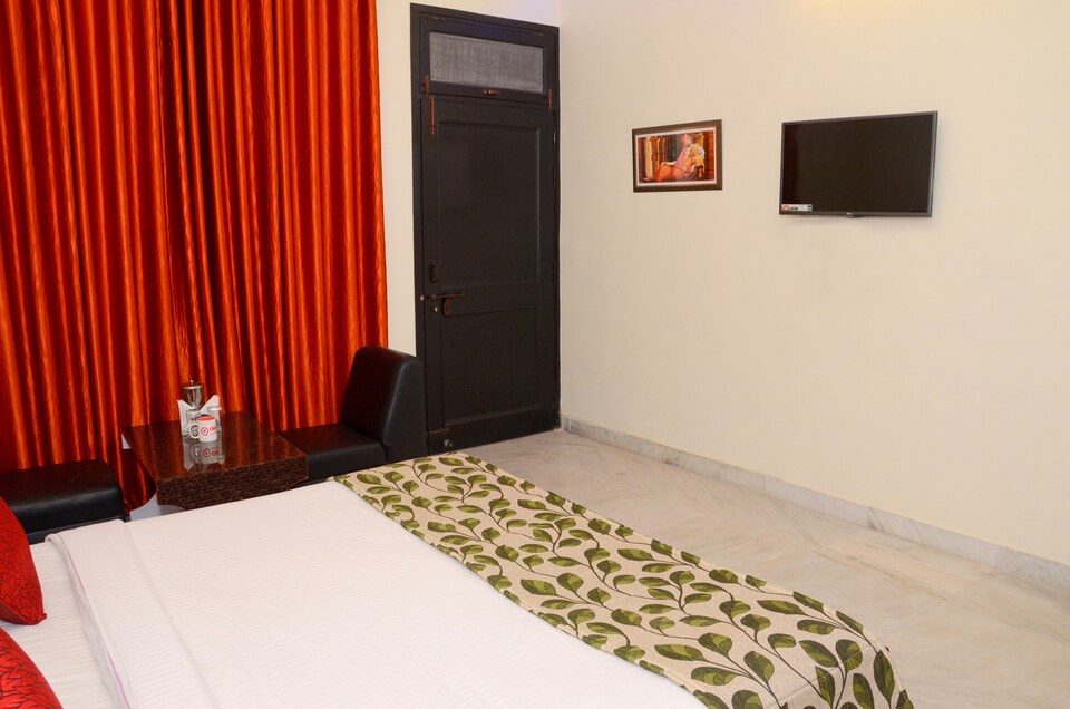 OYO 3510 Home Stay Hotel Garden View, Gomti Nagar Lucknow, Lucknow