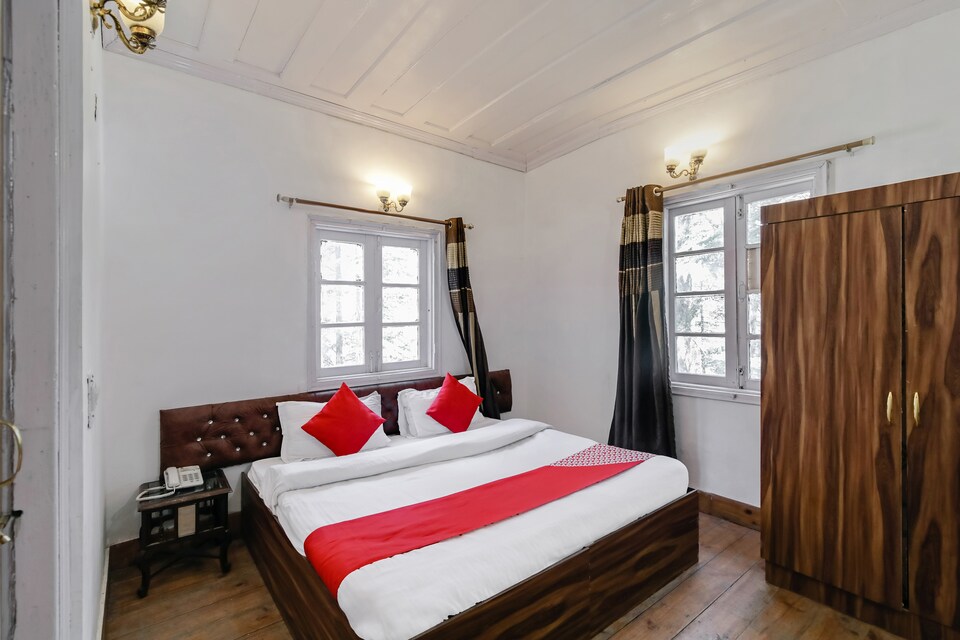 OYO 35498 Shimla British Resort, The Mall Road-Shimla, Shimla
