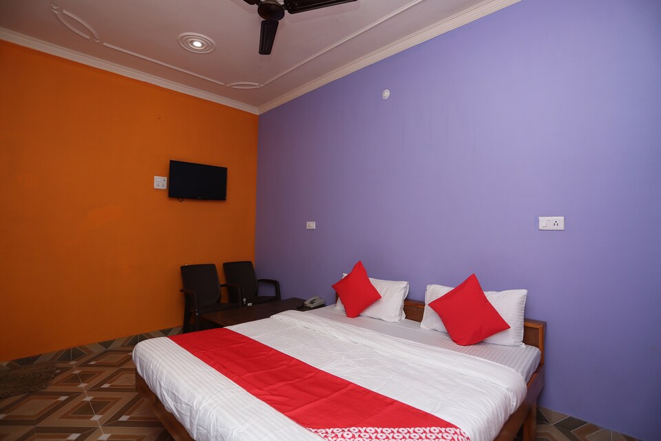 OYO 35502 Sajan Guest House, Bir, Bir