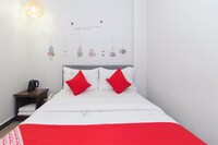 OYO 893 Hotel Holmes Kelana Jaya