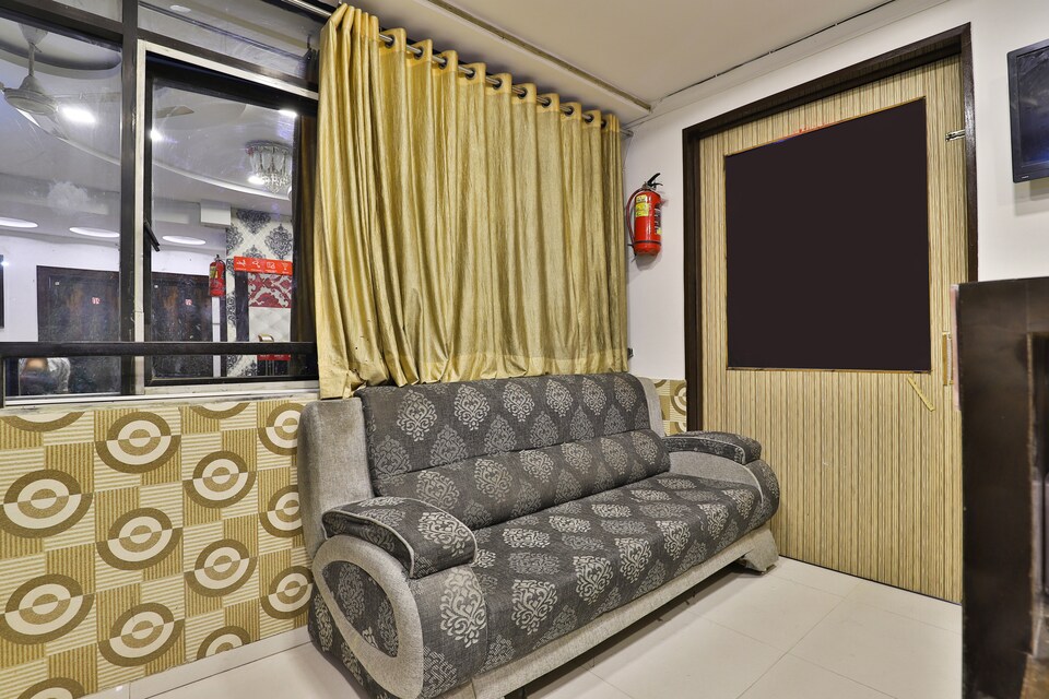 OYO 35512 Hotel Lotus, Chandkheda Ahmedabad, Ahmedabad