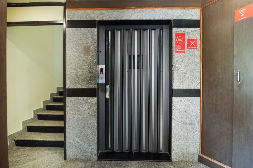 OYO Flagship 35527 Hotel Swagath Residency, Transit Tirupati, Tirupati