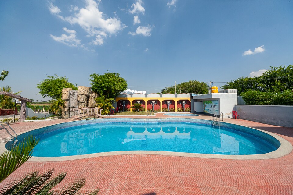 OYO 35534 Varma Resort, Anna Nagar Chennai, Chennai