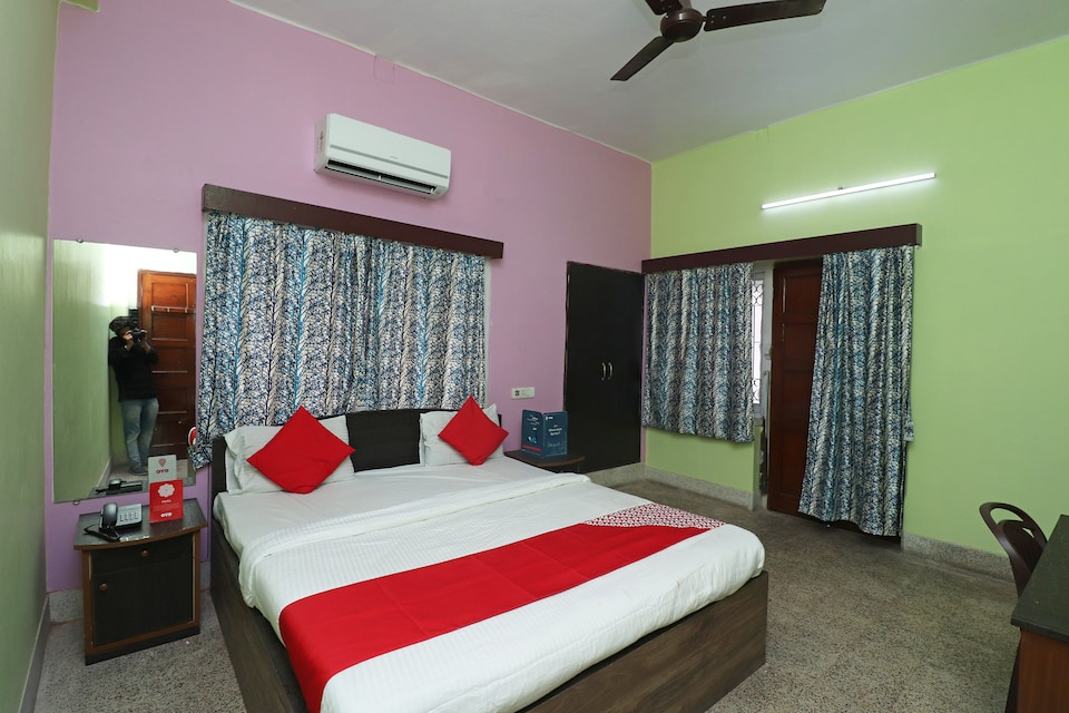 OYO 35540 The Residency Guest House, Salt Lake Kolkata, Kolkata