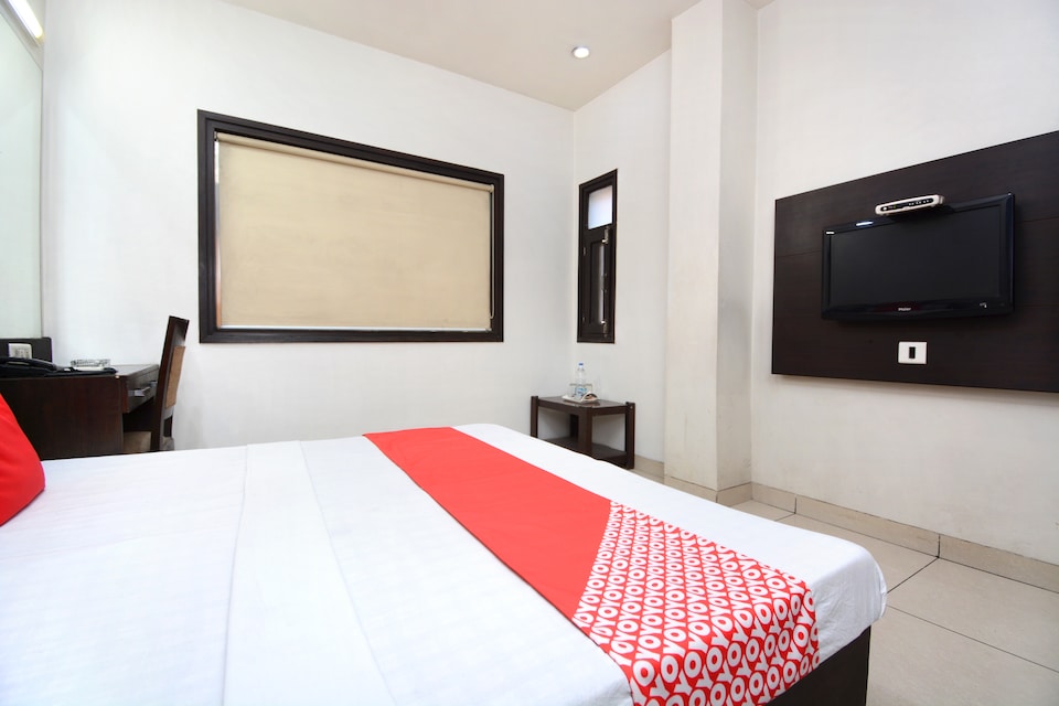 OYO 35546 Hotel Gold, Ludhiana Railway Station, Ludhiana