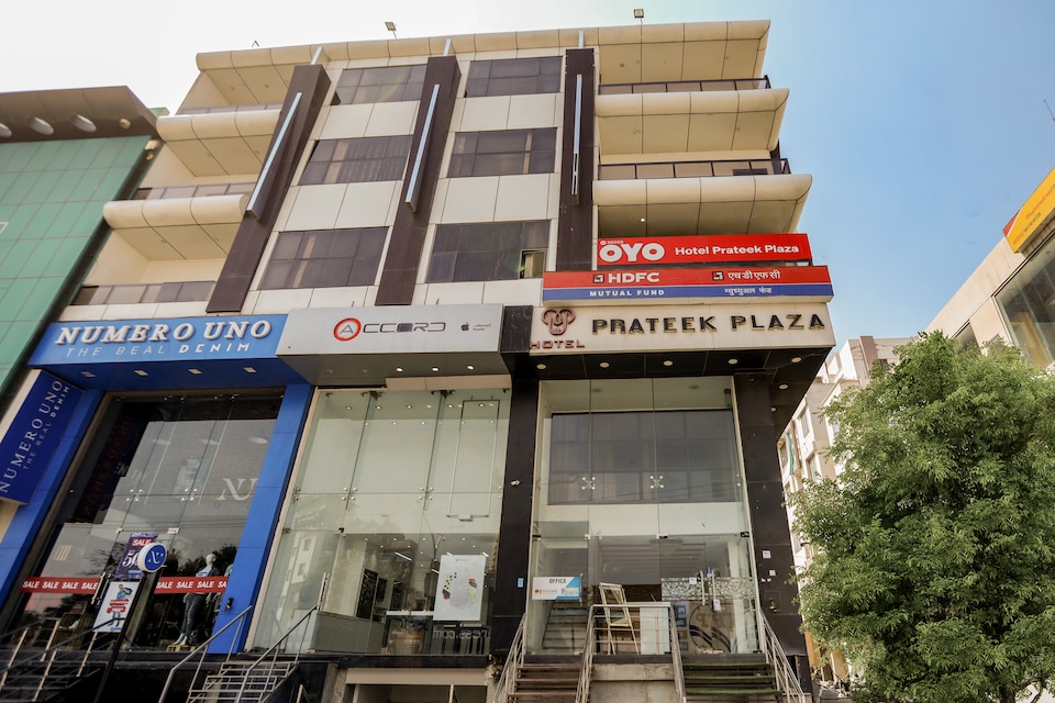 Capital O 35555 Hotel Prateek Plaza, Sri ganganagar, Sri Ganganagar