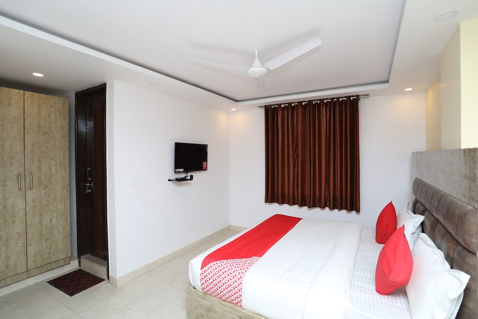 Hotel O Royal Stay, Airport Delhi, Delhi Transit