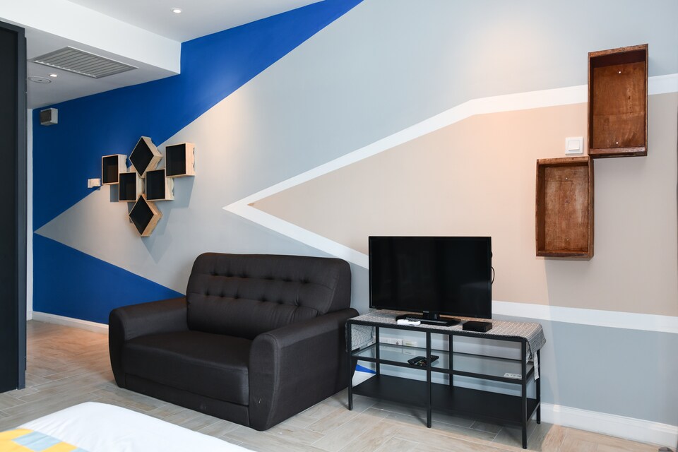 OYO Home 894 Homey 1BR Empire City Marriot, Damansara Perdana, Petaling Jaya