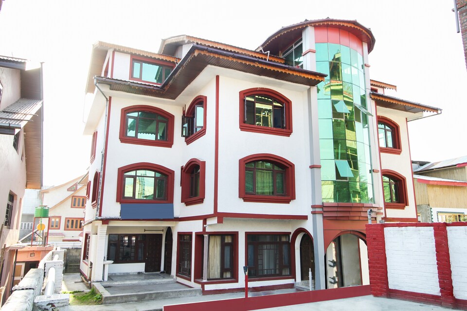 OYO 35568 Hotel White Palace, Munawarabad, Srinagar