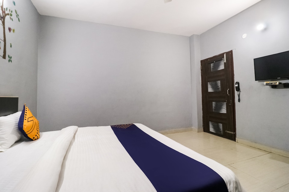 Hotel O Sunrise Guest House, Old Gurgaon, Gurgaon