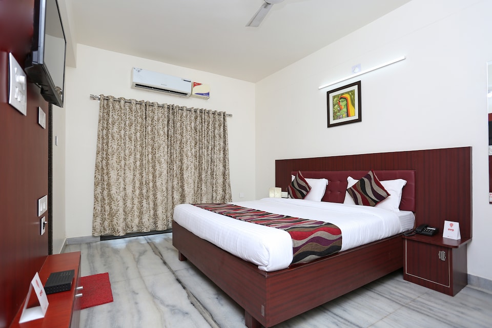 OYO Flagship 3518 The Room, Chandrasekharpur, Bhubaneswar