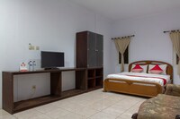 OYO 645 Griya Mas Syariah