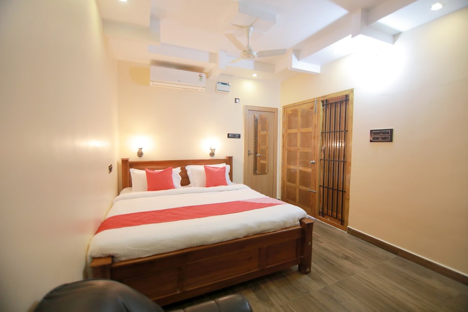 OYO Grace Residency, Madurai City Centre-II, Madurai