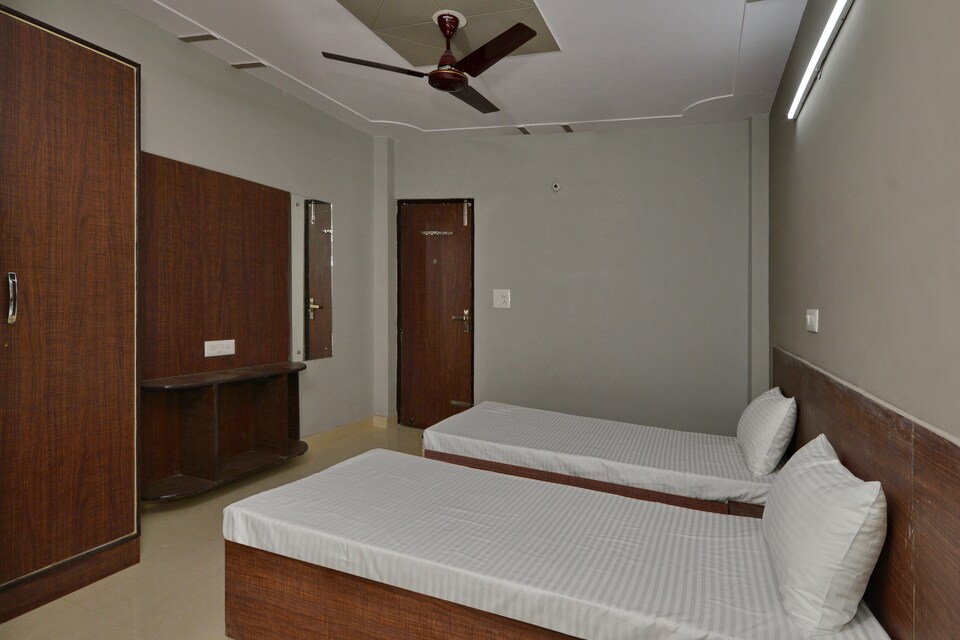 OYO LIFE GRG1337 Sector 24, Cyber City, Gurgaon