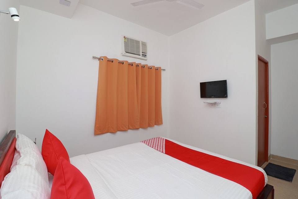 Live on BBS665, Patia Bhubaneswar, Bhubaneswar