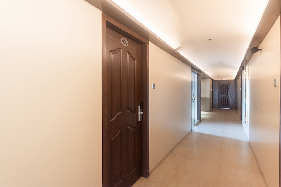 Capital O 618 Maharaja Hotel, Mumbai Borivali-Vasai-Virar, Mumbai