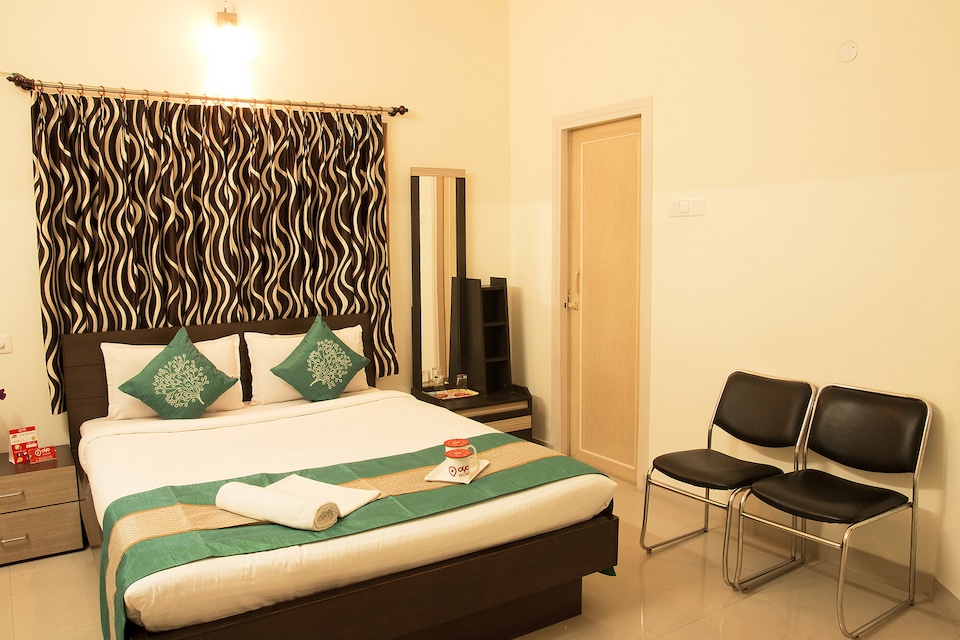 OYO 3525 Lake Town, VIP Road Kolkata, Kolkata