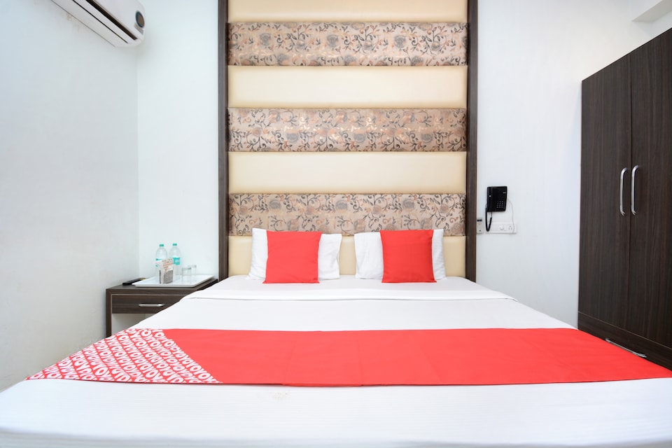 OYO 35679 Hotel Sunrise, Ambala Cantt, Ambala