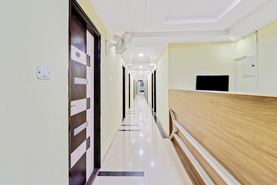 OYO Sri Sai Residency Near Vijayanagar Metro Station, Banashankari Bangalore, Bangalore